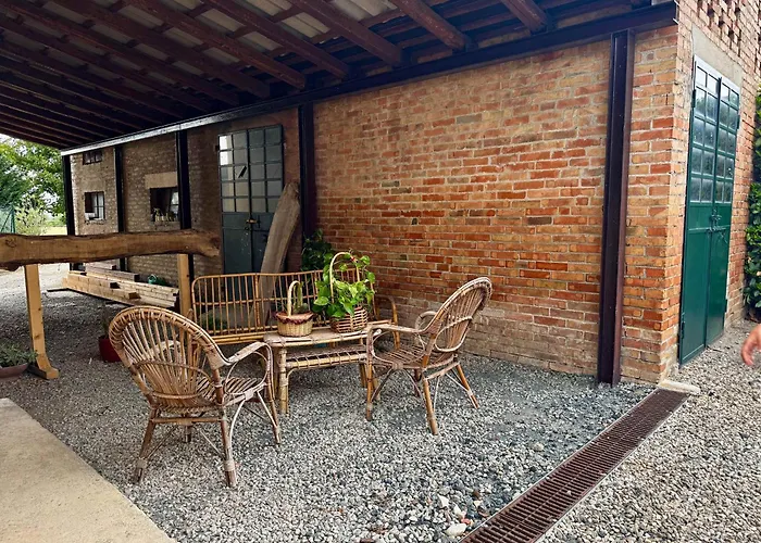 Podere Montevalle's Casa Colonica Apartamento Alseno