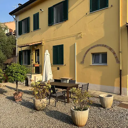 Apartment Podere Montevalle's Casa Colonica Alseno